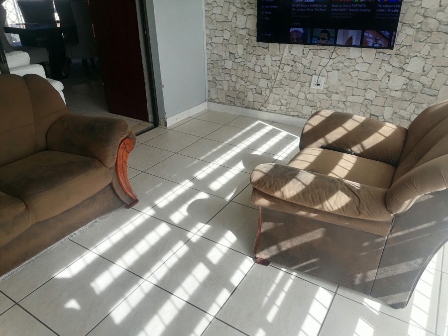 3 Bedroom Property for Sale in Hillside Free State